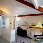 Mansarda Luminosa In Centro Sul Mare - Attic By Sea