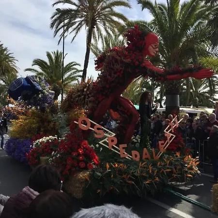 Mansarda Luminosa In Centro Sul Mare - Attic By Sea Apartamento *