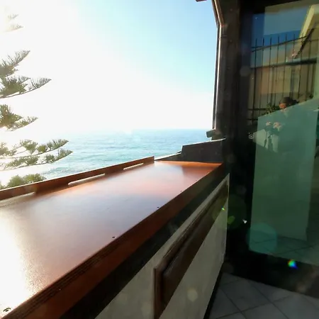 Mansarda Luminosa In Centro Sul Mare - Attic By Sea