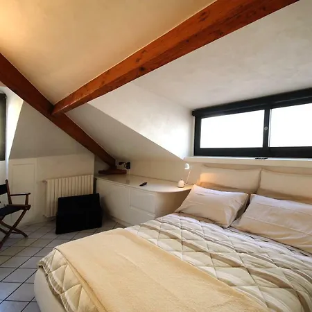 Mansarda Luminosa In Centro Sul Mare - Attic By Sea