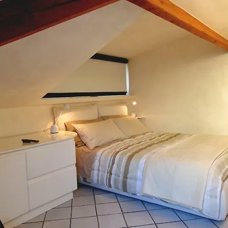 Mansarda Luminosa In Centro Sul Mare - Attic By Sea