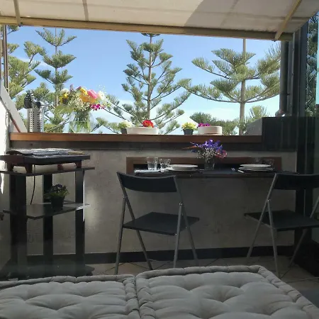 아파트 Mansarda Luminosa In Centro Sul Mare - Attic By Sea *