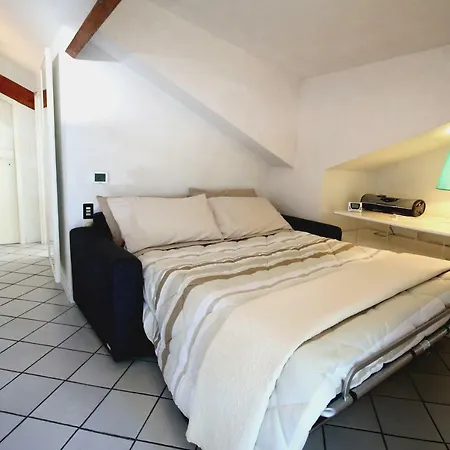 아파트 Mansarda Luminosa In Centro Sul Mare - Attic By Sea *