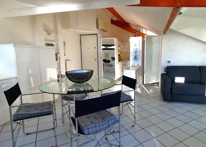 Mansarda Luminosa In Centro Sul Mare - Attic By Sea Apartment Sanremo